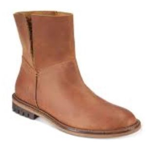 NWOT Kelsi Dagger Brooklyn Borough Boot